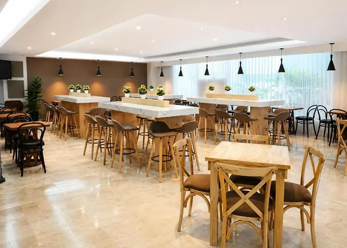 Belair Business A Wyndham Garden Mexico